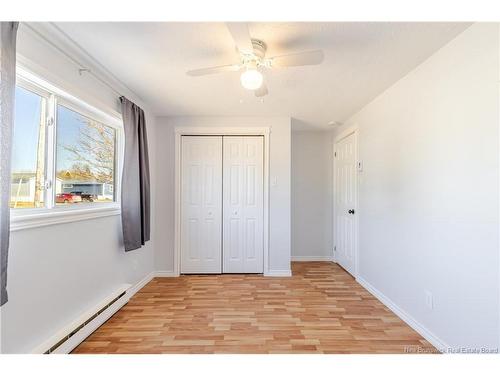 31 Leafwood Cres, Fredericton, NB 