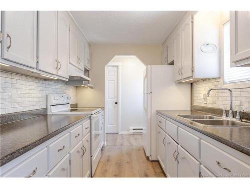31 Leafwood Cres, Fredericton, NB 