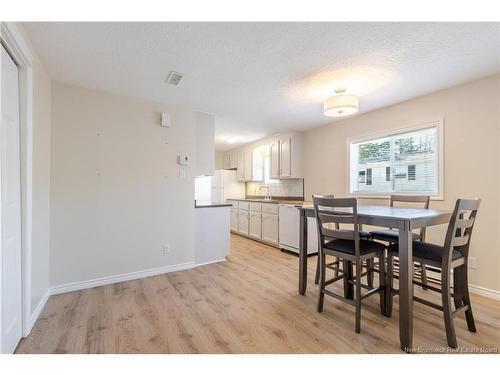 31 Leafwood Cres, Fredericton, NB 