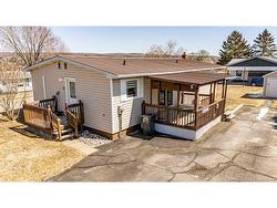 16 Harding DR Nackawic, NB E6G 1C4