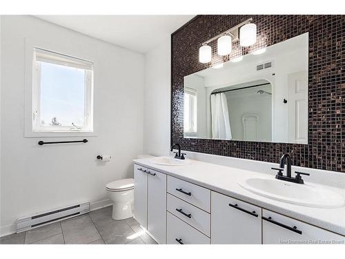 34 Rennick Rd, Moncton, NB 