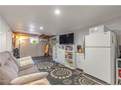 10 Collett Crt, Fredericton, NB 