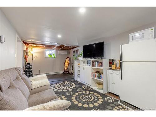 10 Collett Crt, Fredericton, NB 