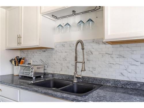 10 Collett Crt, Fredericton, NB 