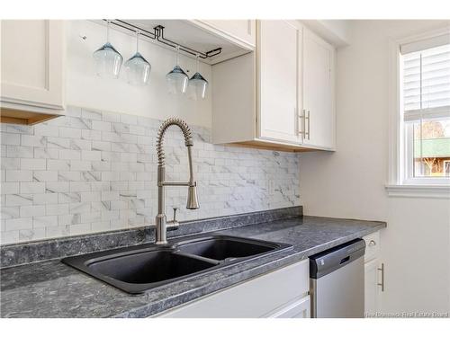 10 Collett Crt, Fredericton, NB 