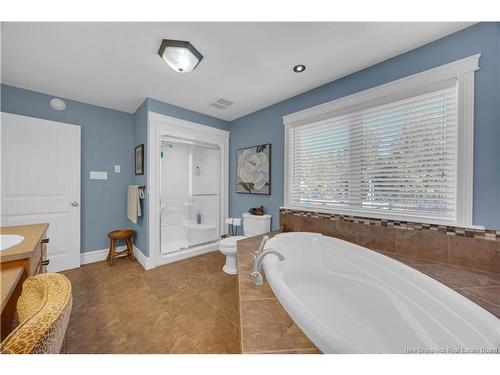 735 Hillcrest Rd, Saint John, NB 