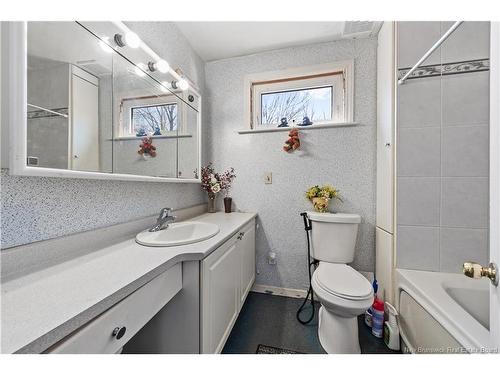 83 Douglas Ave, Moncton, NB 