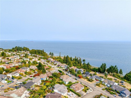 6045 Icarus Dr, Nanaimo, BC 