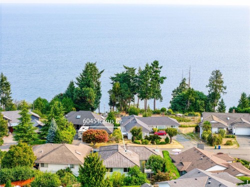 6045 Icarus Dr, Nanaimo, BC 