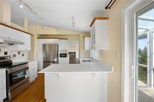 6045 Icarus Dr, Nanaimo, BC 