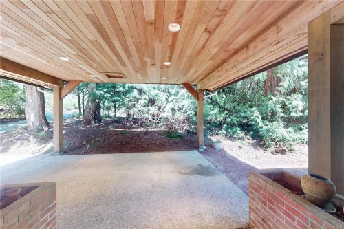 1671 Fulford-Ganges Rd, Salt Spring, BC 