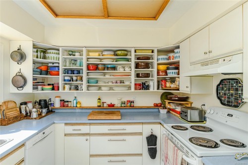 1671 Fulford-Ganges Rd, Salt Spring, BC 