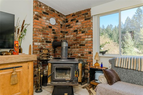 1671 Fulford-Ganges Rd, Salt Spring, BC 