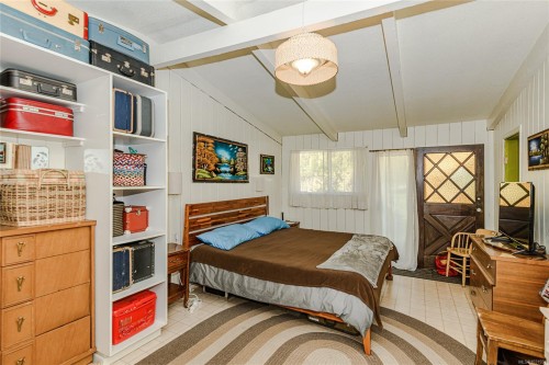 1671 Fulford-Ganges Rd, Salt Spring, BC 