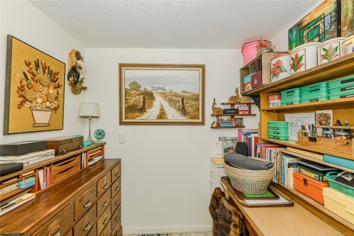 1671 Fulford-Ganges Rd, Salt Spring, BC 