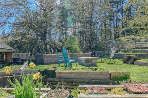 1671 Fulford-Ganges Rd, Salt Spring, BC 