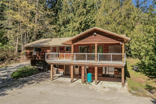 1671 Fulford-Ganges Rd, Salt Spring, BC 