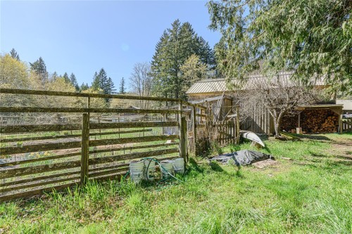 1671 Fulford-Ganges Rd, Salt Spring, BC 