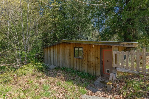 1671 Fulford-Ganges Rd, Salt Spring, BC 