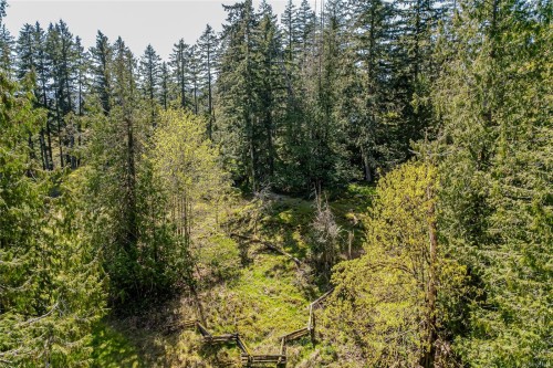 1671 Fulford-Ganges Rd, Salt Spring, BC 
