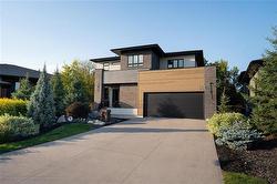 14 Ike Kraut PL  Winnipeg, MB R3P 2J4