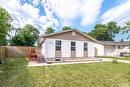 215 Carriage Rd, Winnipeg, MB 