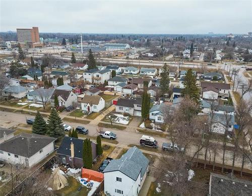 1132 Southwood Ave, Winnipeg, MB 