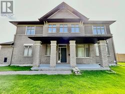 798 CARNELIAN CRESCENT Ottawa, ON K1X 0A8