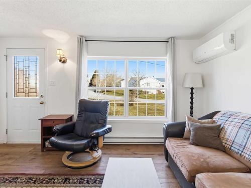 40 Cherry Lane, Bridgewater, NS 