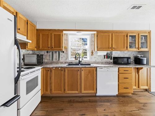 40 Cherry Lane, Bridgewater, NS 