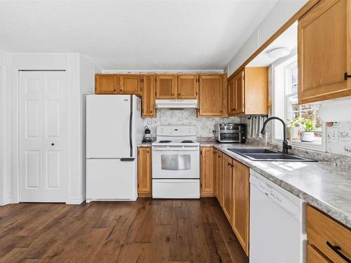 40 Cherry Lane, Bridgewater, NS 