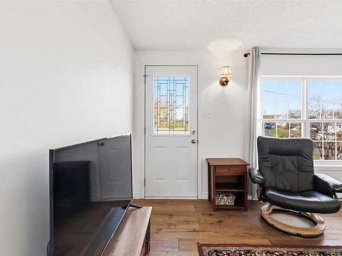 40 Cherry Lane, Bridgewater, NS 