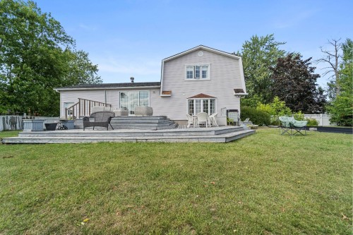 Accès au plan d'eau - 7212 Boul. Lévesque E., Laval (Duvernay), QC - Outdoor With Deck Patio Veranda