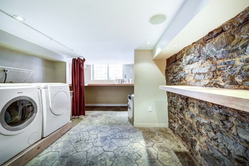 Autre - 19 Av. Winchester, Westmount, QC - Indoor Photo Showing Laundry Room