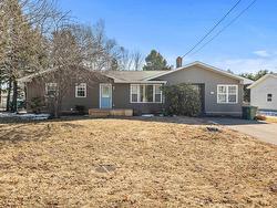 51 MacDougall Drive  Summerside, PE C1N 5E4