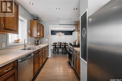 3119 Ortona Street, Saskatoon, SK - Indoor Photo Showing Kitchen With Double Sink