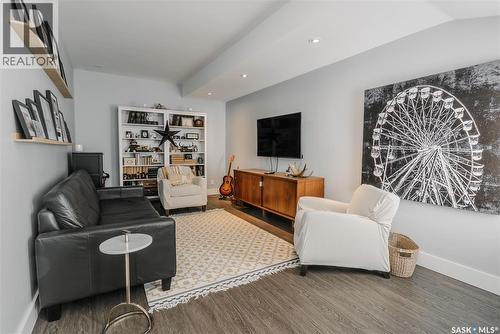 3119 Ortona Street, Saskatoon, SK - Indoor Photo Showing Living Room