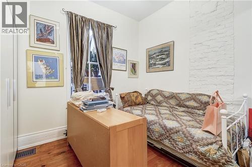Office area featuring wood finished floors and baseboards - 315 Aberdeen Avenue, Hamilton, ON - Indoor