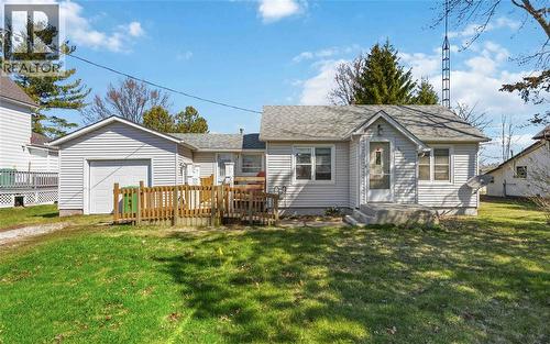 4460 PETROLIA LINE  Petrolia, ON N0N 1R0