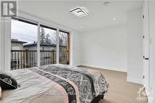 828 Alpine Avenue, Ottawa, ON - Indoor Photo Showing Bedroom