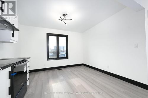 374 Highway 8, Hamilton, ON - Indoor