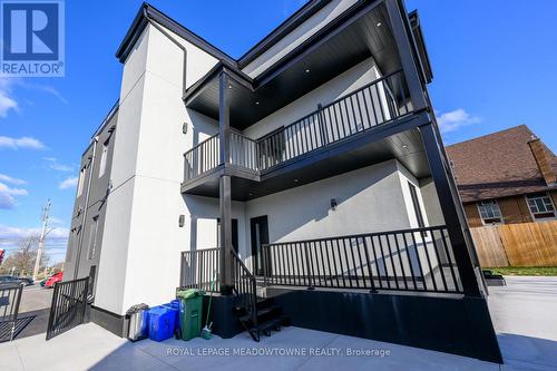 374 Highway 8, Hamilton, ON - Outdoor With Balcony With Exterior
