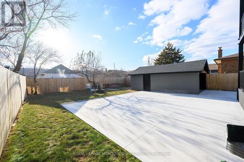 374 Highway 8, Hamilton, ON - Outdoor