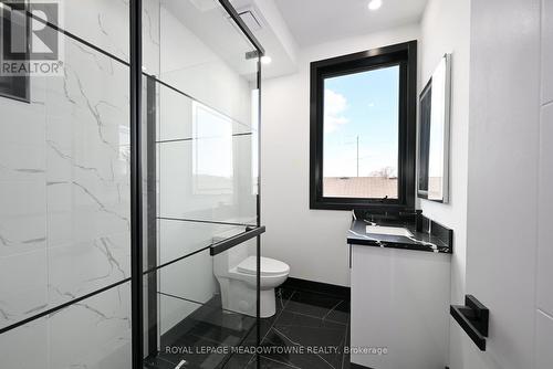 374 Highway 8, Hamilton, ON - Indoor Photo Showing Other Room