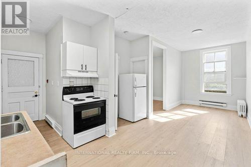 67 Ontario Avenue, Hamilton, ON - Indoor Photo Showing Kitchen With Double Sink