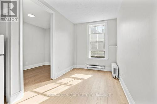 67 Ontario Avenue, Hamilton, ON - Indoor Photo Showing Other Room