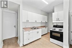 67 ONTARIO AVENUE Hamilton, ON L8N 2X1