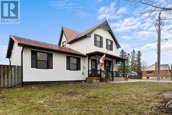 4 DUNDAS STREET E Erin, ON N0B 1T0