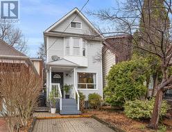 71 MADELAINE AVENUE Toronto, ON M1L 2X6