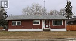 708 Ellice STREET Moosomin, SK S0G 3N0